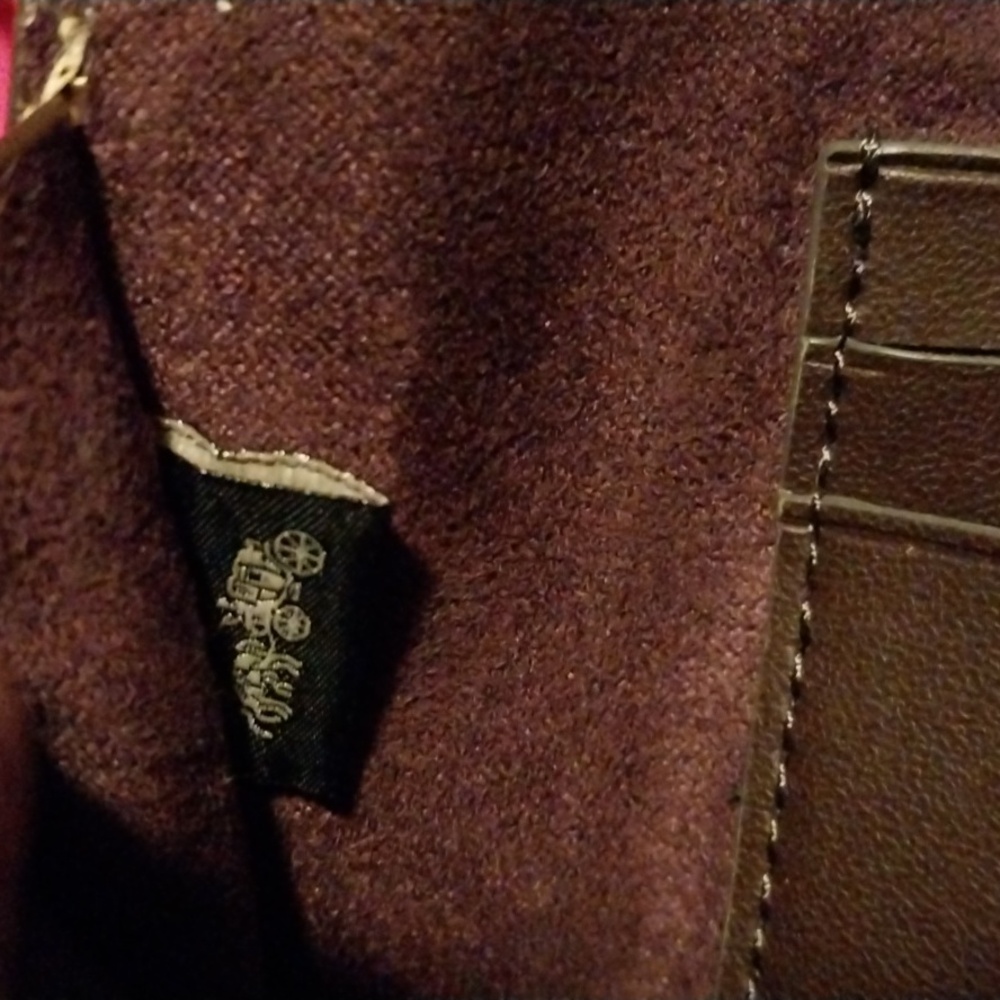 Coach Wristlet - Picture 10 of 15